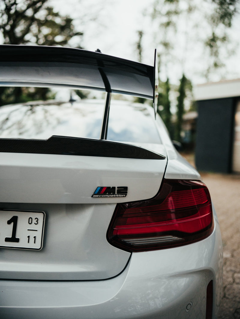 Laden Sie das Bild in Galerie -Viewer, Speed Engineering - Swan Neck Wing Heckflügel für BMW M235i / M240i F22/F23 - mit TÜV - 14060