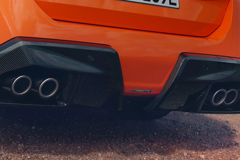 Laden Sie das Bild in Galerie -Viewer, BMW M Performance Blende Endrohre Abgasanlage / Tip Set Carbon/Titan für BMW M5 G90/G99 - 18305B35D87