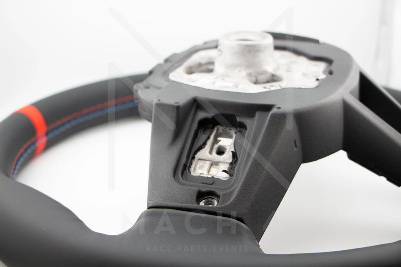 Laden Sie das Bild in Galerie -Viewer, BMW M Alcantara Lenkrad Handschalter Abdeckung Set / Steering Wheel Alcantara Rear Cover Set für BMW M3 G80 & M4 G82/G83 - 32305A29D29