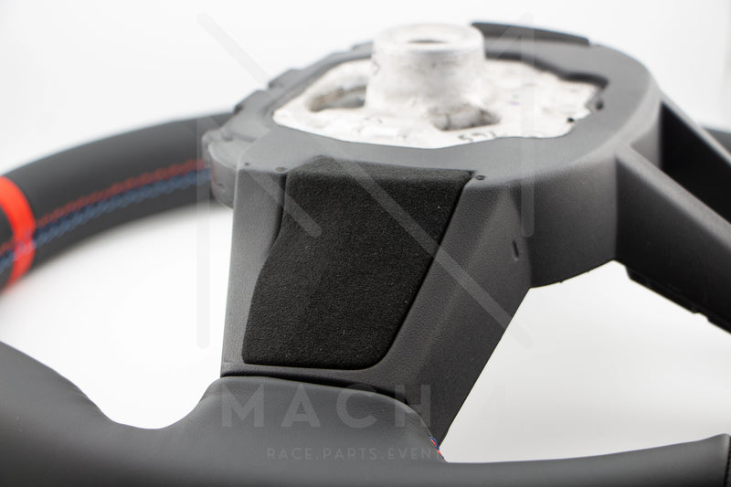 Laden Sie das Bild in Galerie -Viewer, BMW M Alcantara Lenkrad Handschalter Abdeckung Set / Steering Wheel Alcantara Rear Cover Set für BMW M3 G80 & M4 G82/G83 - 32305A29D29
