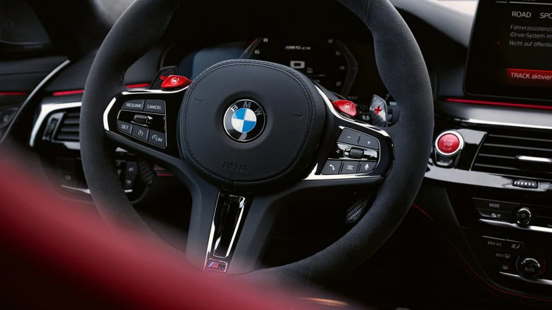 Laden Sie das Bild in Galerie -Viewer, BMW M5 CS Alcantara Lenkrad Kranz - BMW M5 F90 / M8 F91/F92/F93 F9x / 5er G3x / 8er - 32309503439