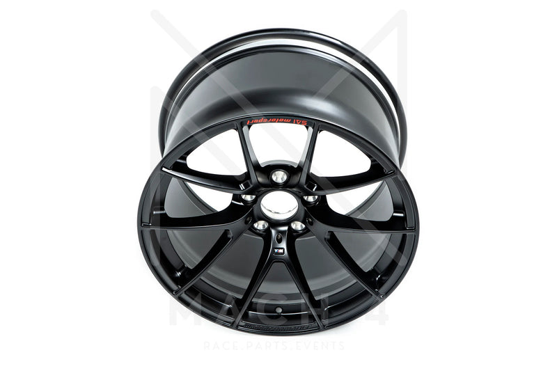 Laden Sie das Bild in Galerie -Viewer, BMW Motortsport GT4 Felge schwarz matt / rim black in 11x18 ET 30 für BMW M2 F87 / M2 Competition F87 / M2 CS F87 - 36108431617
