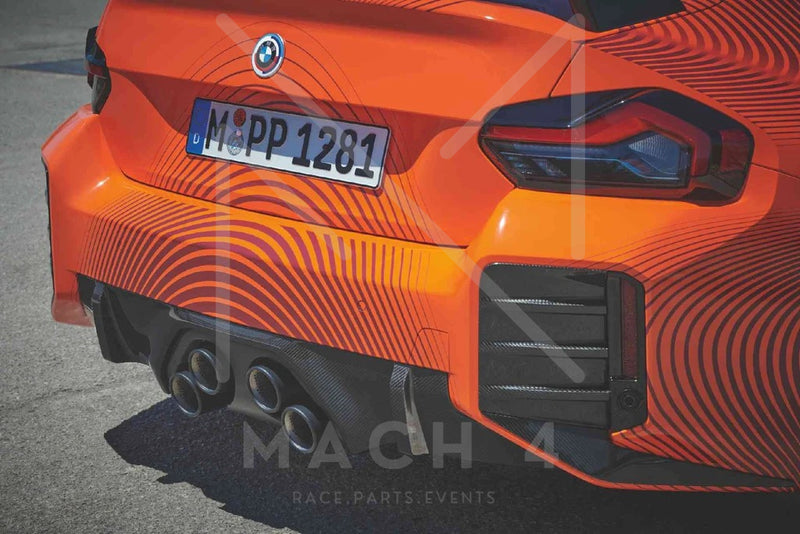 Laden Sie das Bild in Galerie -Viewer, BMW M Performance Heckaufsatz Carbon rechts + links Set für BMW M2 G87 - 51125A66161 / 51125A66162