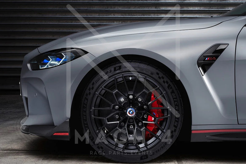 Laden Sie das Bild in Galerie -Viewer, BMW Original M4 CSL G82 Seitenkiemen M4 rot / Air Breather Badge M4 black/red für BMW M4 G82/G83 - 51138086131/51138086132