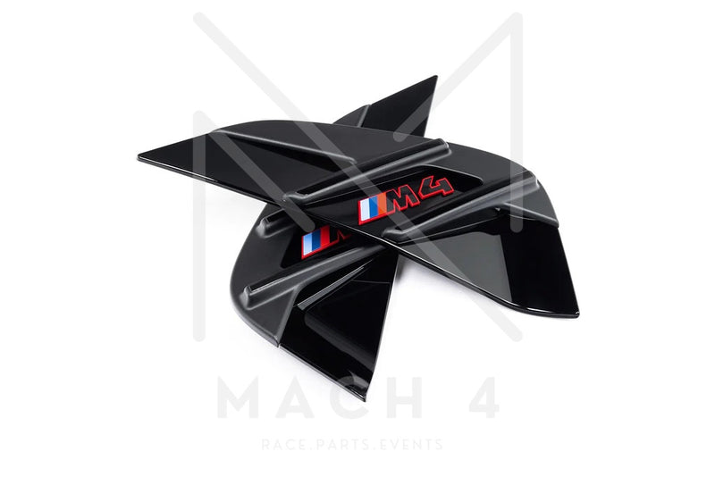 Laden Sie das Bild in Galerie -Viewer, BMW Original M4 CSL G82 Seitenkiemen M4 rot / Air Breather Badge M4 black/red für BMW M4 G82/G83 - 51138086131/51138086132