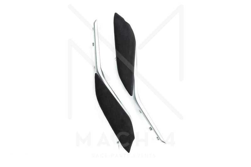 Laden Sie das Bild in Galerie -Viewer, BMW M Performance Knie Pads / Knee Pad Set Alcantara für BMW M340i G20/G21 / M440i G22/G23/G26 - 51955A271B6