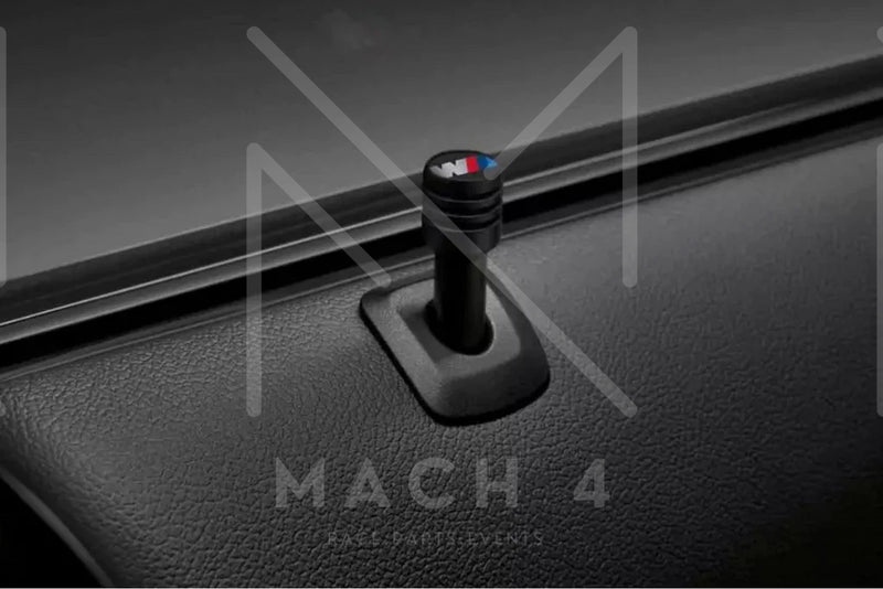 Laden Sie das Bild in Galerie -Viewer, BMW M Performance Türpin - 51955A368C7