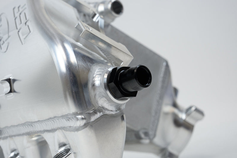 Laden Sie das Bild in Galerie -Viewer, CSF Ladeluftkühler - Manifold für BMW S58 M2 G87 - 8233/8233B/8233C