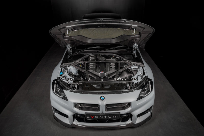 Laden Sie das Bild in Galerie -Viewer, Eventuri Carbon Domstrebe / Carbon Strut Brace für BMW M3 G80/G81 & M4 G82/G83 S58 Motor