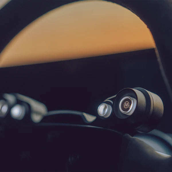 Laden Sie das Bild in Galerie -Viewer, JQ Werks MADTRACE® BMW G Series Racing Steering Wheel System / Motorsport Lenkrad Alcantara für BMW M2 G87