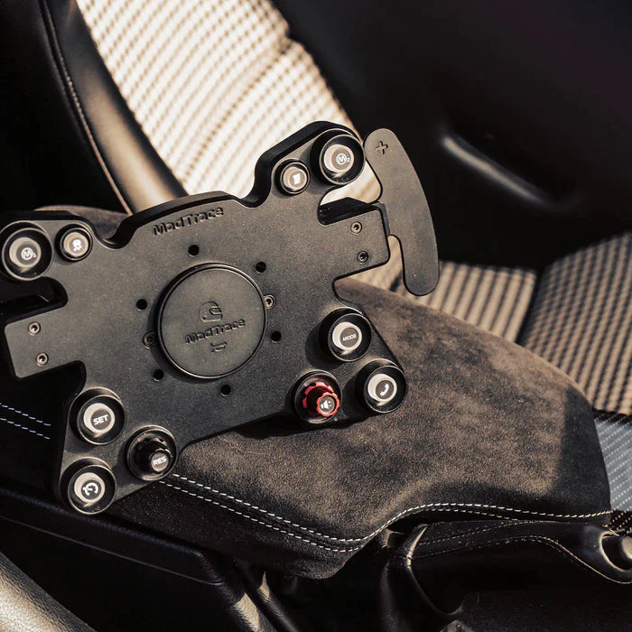 Laden Sie das Bild in Galerie -Viewer, JQ Werks MADTRACE® BMW F Series Racing Steering Wheel System / Motorsport Lenkrad Alcantara für BMW M3 F80 / M4 F82/F83