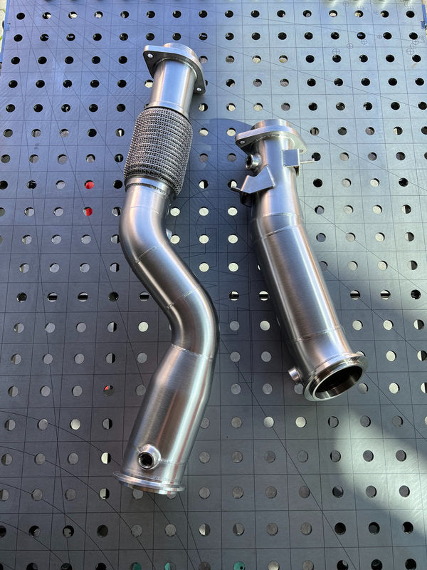 Laden Sie das Bild in Galerie -Viewer, MH-Pipes Downpipes S58 Motor für BMW M2 G87 G8x