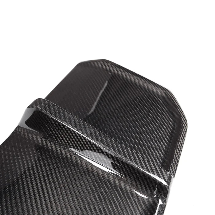 Laden Sie das Bild in Galerie -Viewer, R44/MHC+ Carbon Diffusor V-Style Centre Exit / Performance V-Style Auspuff Design für BMW M3 G80/G81 / M4 G82/G83