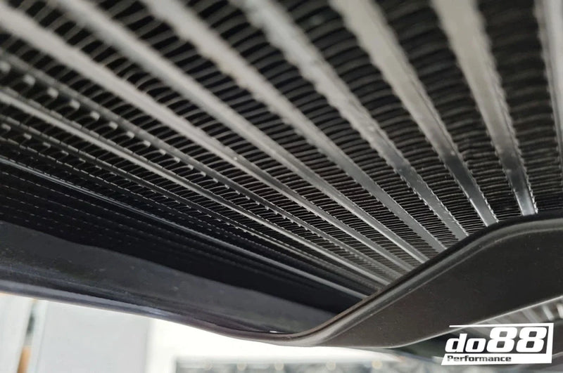 Laden Sie das Bild in Galerie -Viewer, do88 Motorölkühler Performance Rennsport schwarz für BMW M2 Competition / M2 CS F87 S55 Motor - OC-170