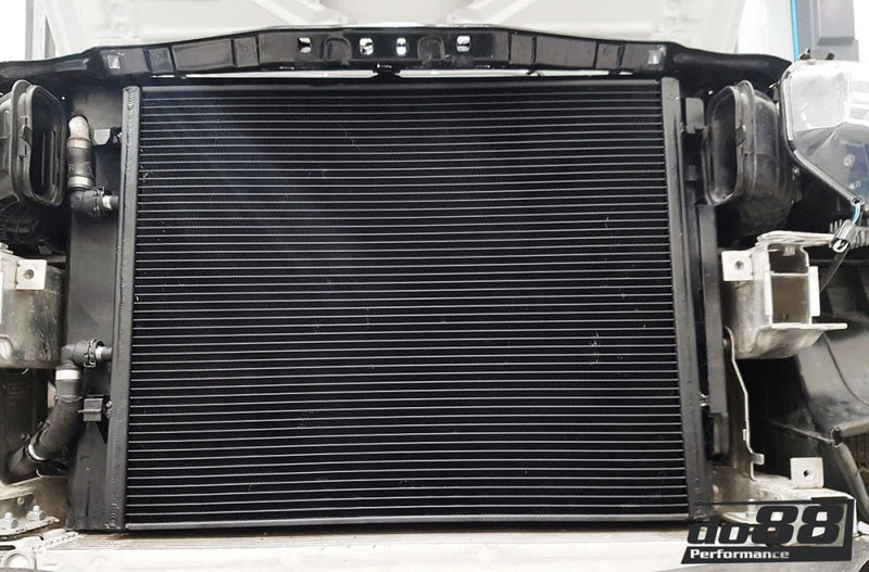 Laden Sie das Bild in Galerie -Viewer, do88 Aluminium Ladeluftkühler/Wasserkühler Frontal für BMW M3 F80 / M4 F82/F83 S55 Motor - WC-350