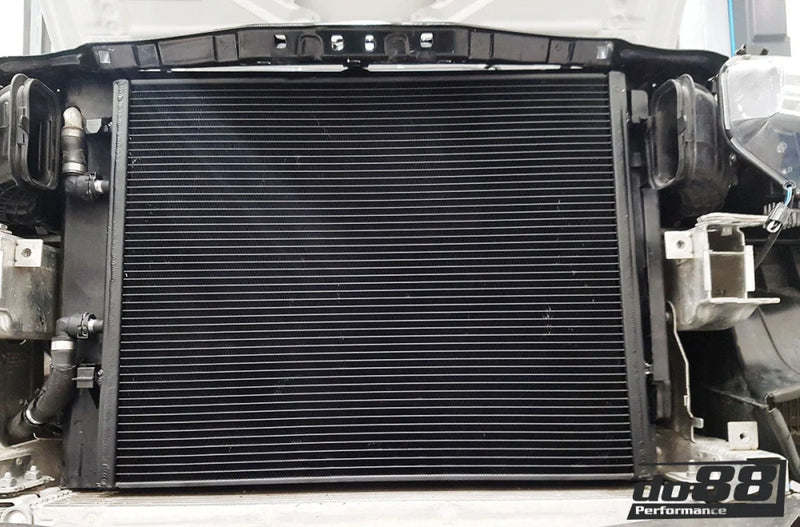 Laden Sie das Bild in Galerie -Viewer, do88 Aluminium Ladeluftkühler/Wasserkühler Frontal für BMW M2 Competition / M2 CS S55 Motor - WC-350