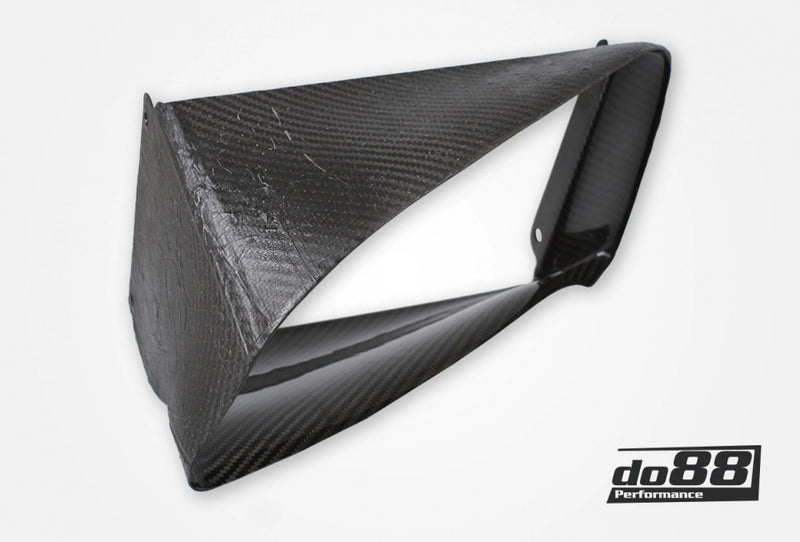 Laden Sie das Bild in Galerie -Viewer, do88 Ladeluftkühler seitlich mit Carbon Luftleitblech für BMW M3 F80 / M4 F82/F83 S55 Motor - WC-360
