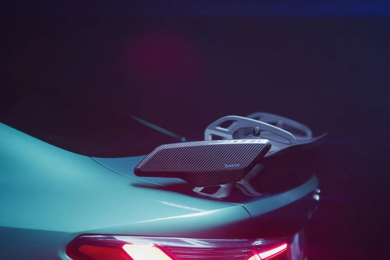 Laden Sie das Bild in Galerie -Viewer, Akrapovic Carbon Heckflügel / Wing für BMW M2 G87 mit ABE - WI-BM/CA/1/G