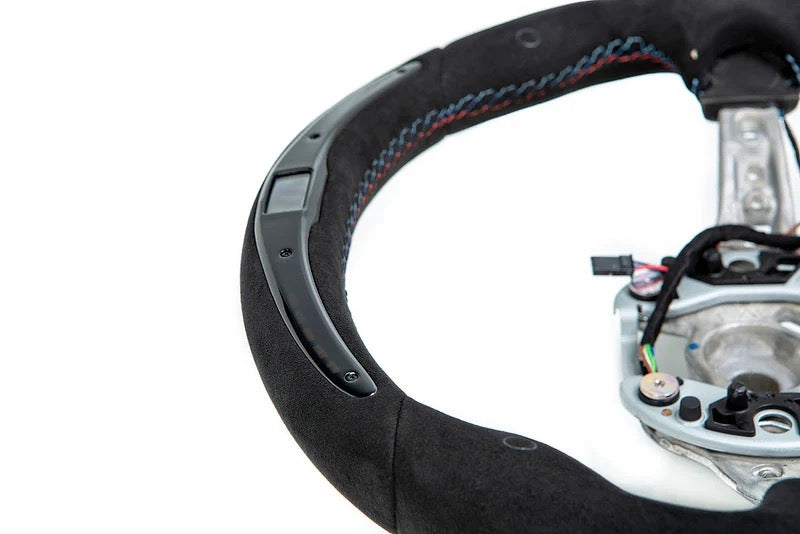 Laden Sie das Bild in Galerie -Viewer, BMW M Performance Alcantara Lenkrad mit Racedisplay für BMW M3/M4 F80/F82/F83 - 32302344148