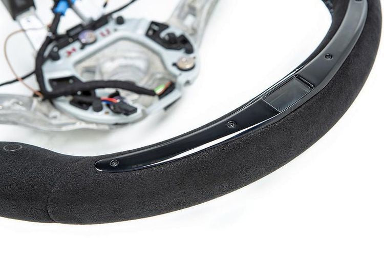 Laden Sie das Bild in Galerie -Viewer, BMW M Performance Alcantara Lenkrad mit Racedisplay für BMW M2 N55 / M2 Competition / M2 CS F87 - 32302413015