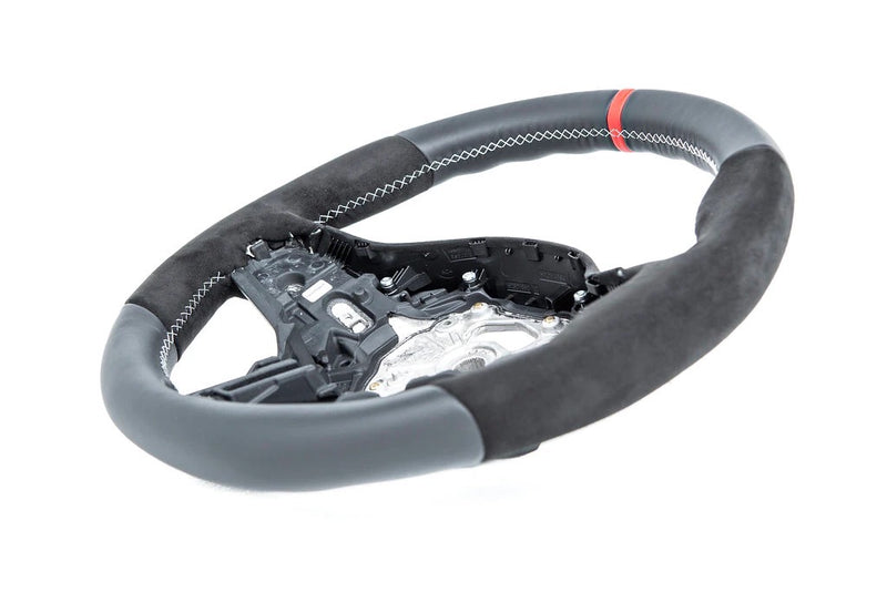 Laden Sie das Bild in Galerie -Viewer, BMW M Performance Lenkrad Alcantara/Leder mit roter 12-Uhr Markierung für BMW G-Serie - 32302462906