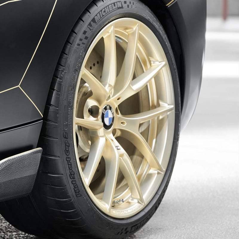 Laden Sie das Bild in Galerie -Viewer, BMW Alufelge M Performance Y-Speiche 763 frozen gold matt - 36108089338/36108089343