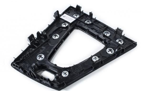 Laden Sie das Bild in Galerie -Viewer, BMW M Performance Mittelkonsolblende / Gangwahlschalter Blende Carbon/Alcantara für BMW M3/M4 F80/F82/F83 - 51162358358