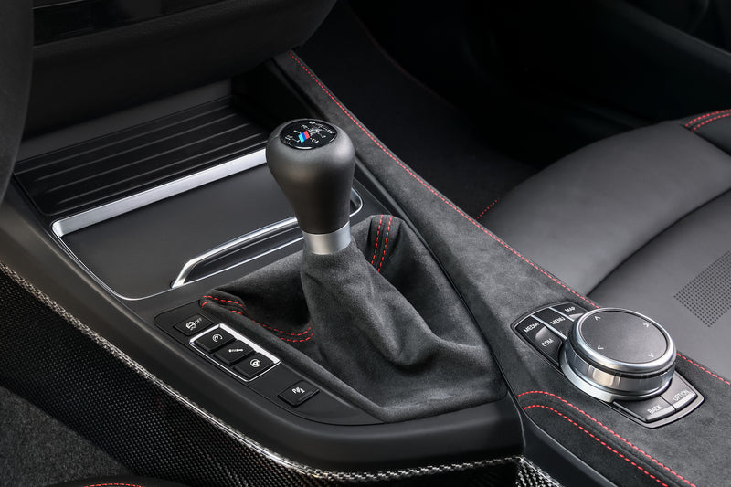 Laden Sie das Bild in Galerie -Viewer, BMW M M2 CS Mittelkonsole Carbon/Alcanatra Set - 51168079011