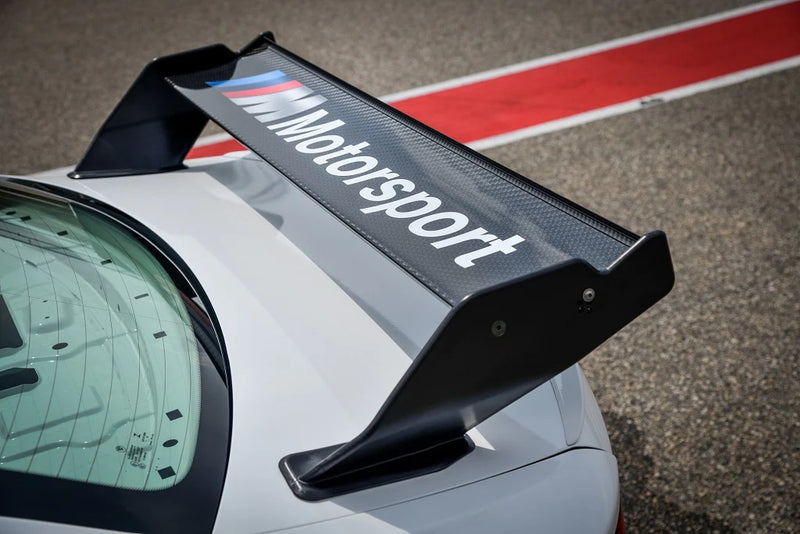 Laden Sie das Bild in Galerie -Viewer, BMW Motorsport Heckflügel Carbon M2 CS Racing - 51628324118