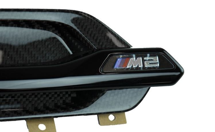 Laden Sie das Bild in Galerie -Viewer, BMW M Performance Ziergitter Kotflügel Carbon BMW M2 N55 F87 / BMW M2 Competition F87 / BMW M2 CS - 51712453942/51712453943
