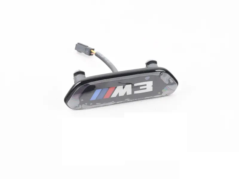 Laden Sie das Bild in Galerie -Viewer, BMW M Blende Lehne M3 Logo schwarz beleuchtet - 52109503038