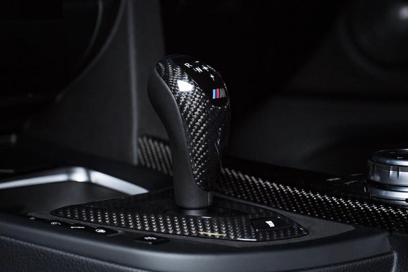Laden Sie das Bild in Galerie -Viewer, BMW M Performance Carbon Blende GWS Gangwahlschalter (DKG) für BMW M2 N55 / M2 Competition / M2 CS - 61312343709