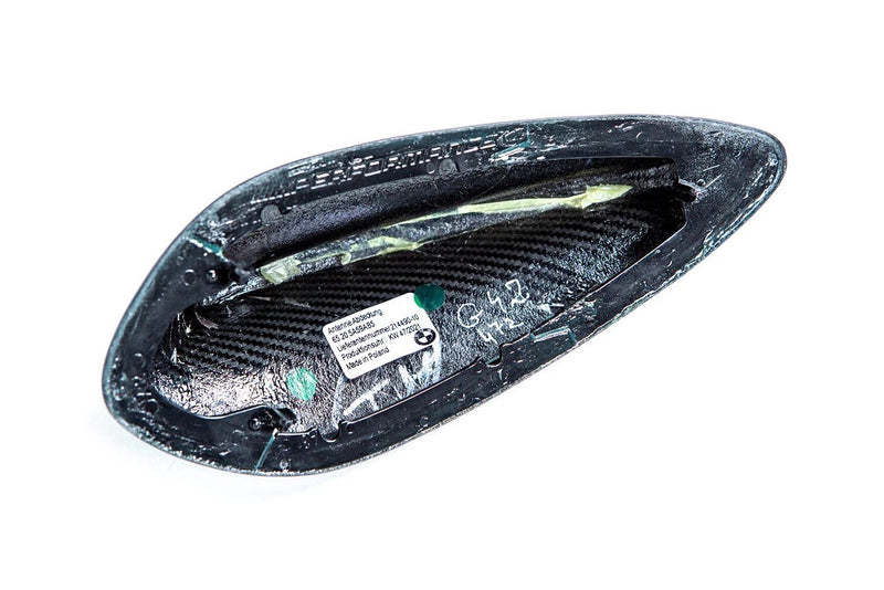 Laden Sie das Bild in Galerie -Viewer, BMW M Performance Carbon / Aramid Antennenabdeckung für BMW 2er M240i G42 - 65205A59AB5