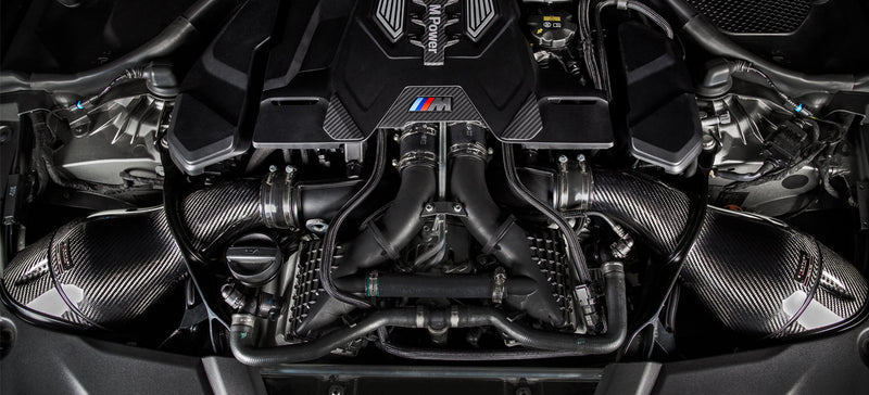Laden Sie das Bild in Galerie -Viewer, Eventuri Carbon Ansaugsystem V2 für BMW M5 F90 / M8 F91/F92/F93 S63 Motor
