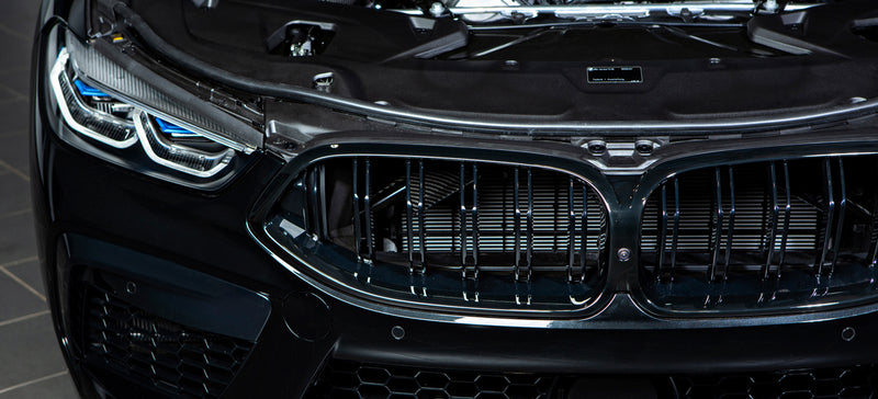 Laden Sie das Bild in Galerie -Viewer, Eventuri Carbon Ansaugsystem V2 für BMW M5 F90 / M8 F91/F92/F93 S63 Motor