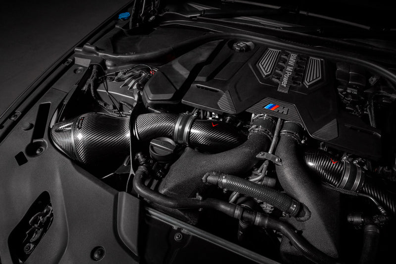 Laden Sie das Bild in Galerie -Viewer, Eventuri Carbon Turbo Inlet für BMW M5 F90 / M8 F91/F92/F93 S63 Motor
