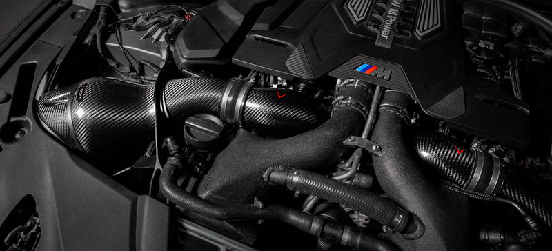 Laden Sie das Bild in Galerie -Viewer, Eventuri Carbon Turbo Inlet für BMW M5 F90 / M8 F91/F92/F93 S63 Motor
