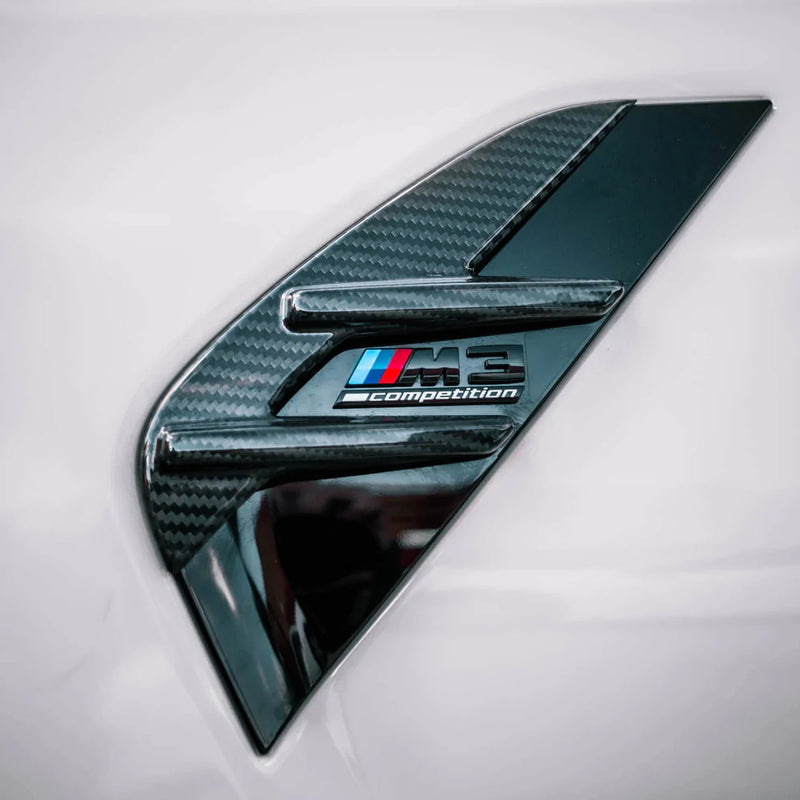 Laden Sie das Bild in Galerie -Viewer, R44/MHC+ Carbon Side Fender / Seiteneinlässe Kotflügel für BMW M3 G80/G81
