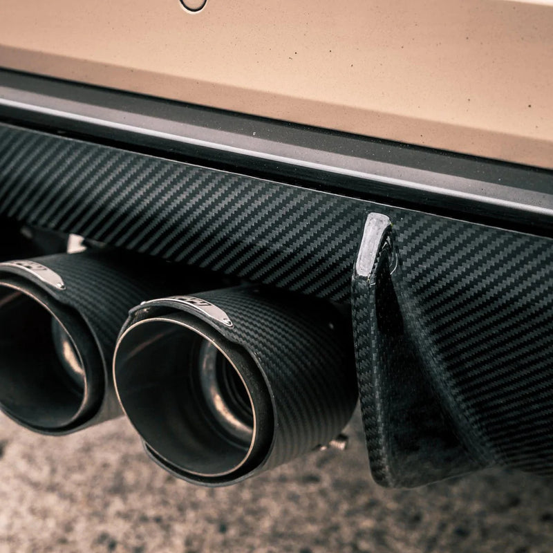 Laden Sie das Bild in Galerie -Viewer, R44/MHC+ Carbon Diffusor OEM Design für BMW M3 G80/G81 / M4 G82/G83