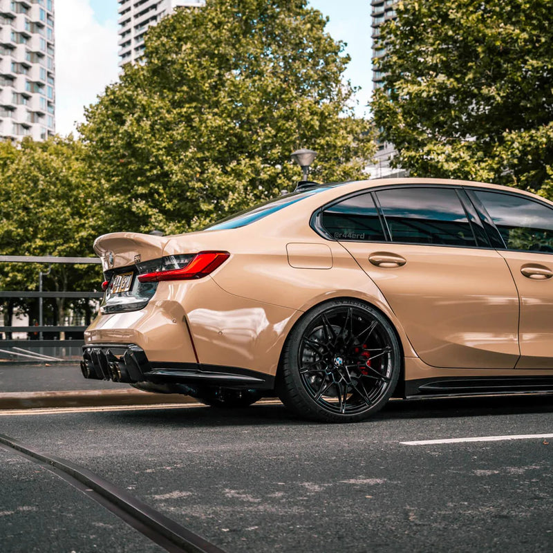 Laden Sie das Bild in Galerie -Viewer, R44/MHC+ Carbon Diffusor OEM Design für BMW M3 G80/G81 / M4 G82/G83