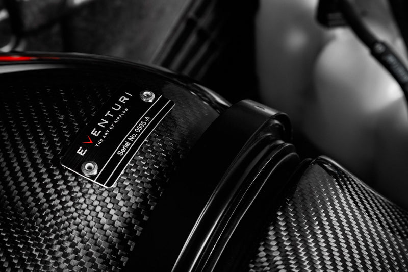 Laden Sie das Bild in Galerie -Viewer, Eventuri Carbon Ansaugsystem für BMW M135i / M235i / X2 M235i F40/F44/F39