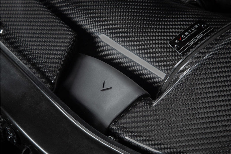Laden Sie das Bild in Galerie -Viewer, Eventuri Carbon Ducts Luftleitung für BMW M3 E90/E92/E93