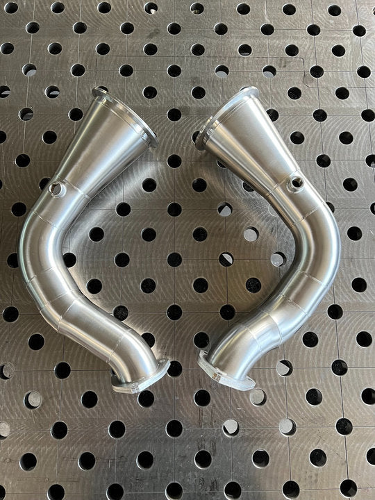 Laden Sie das Bild in Galerie -Viewer, MH-Pipes Downpipes für Audi RS6 / RSQ8 / Porsche Cayenne Turbo / Lamborghini Urus