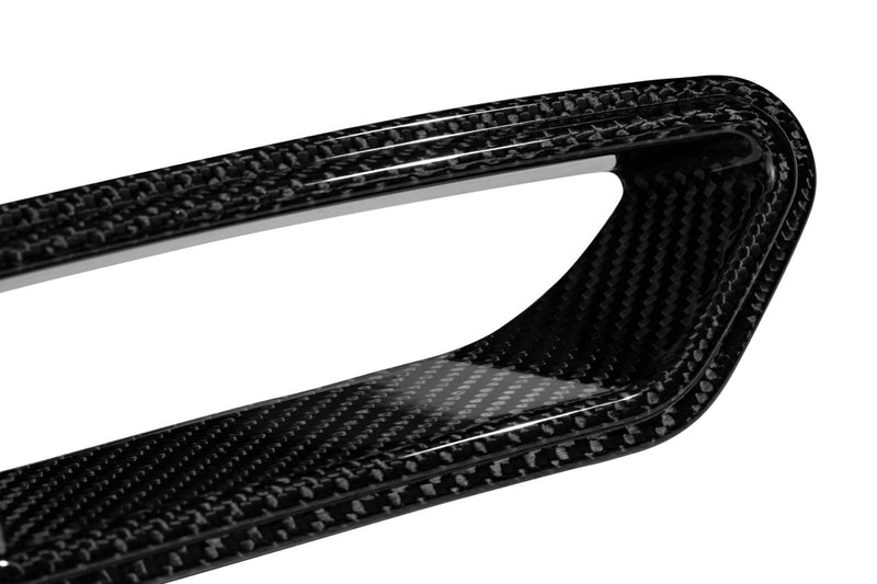 Laden Sie das Bild in Galerie -Viewer, Faserschmiede Carbon Ziergitter Einsatz Motorhaube / Luftauslass Haube Carbon für BMW M2 CS F87 / CS-Style Hauben