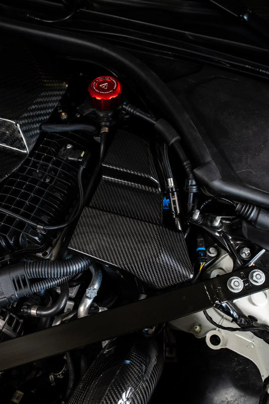 (2. Wahl) Carbon ECU Cover / Abdeckung DME (Steuergerät) für BMW M2 G87 / M3 G80/G81 / M4 G82/G83 - S58