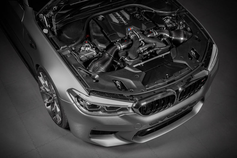 Laden Sie das Bild in Galerie -Viewer, Eventuri Carbon Turbo Inlet für BMW M5 F90 / M8 F91/F92/F93 S63 Motor
