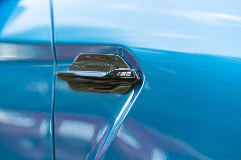 Laden Sie das Bild in Galerie -Viewer, Faserschmiede Carbon Kotflügel Einsätze für BMW M2 / M2 Competition / M2 CS
